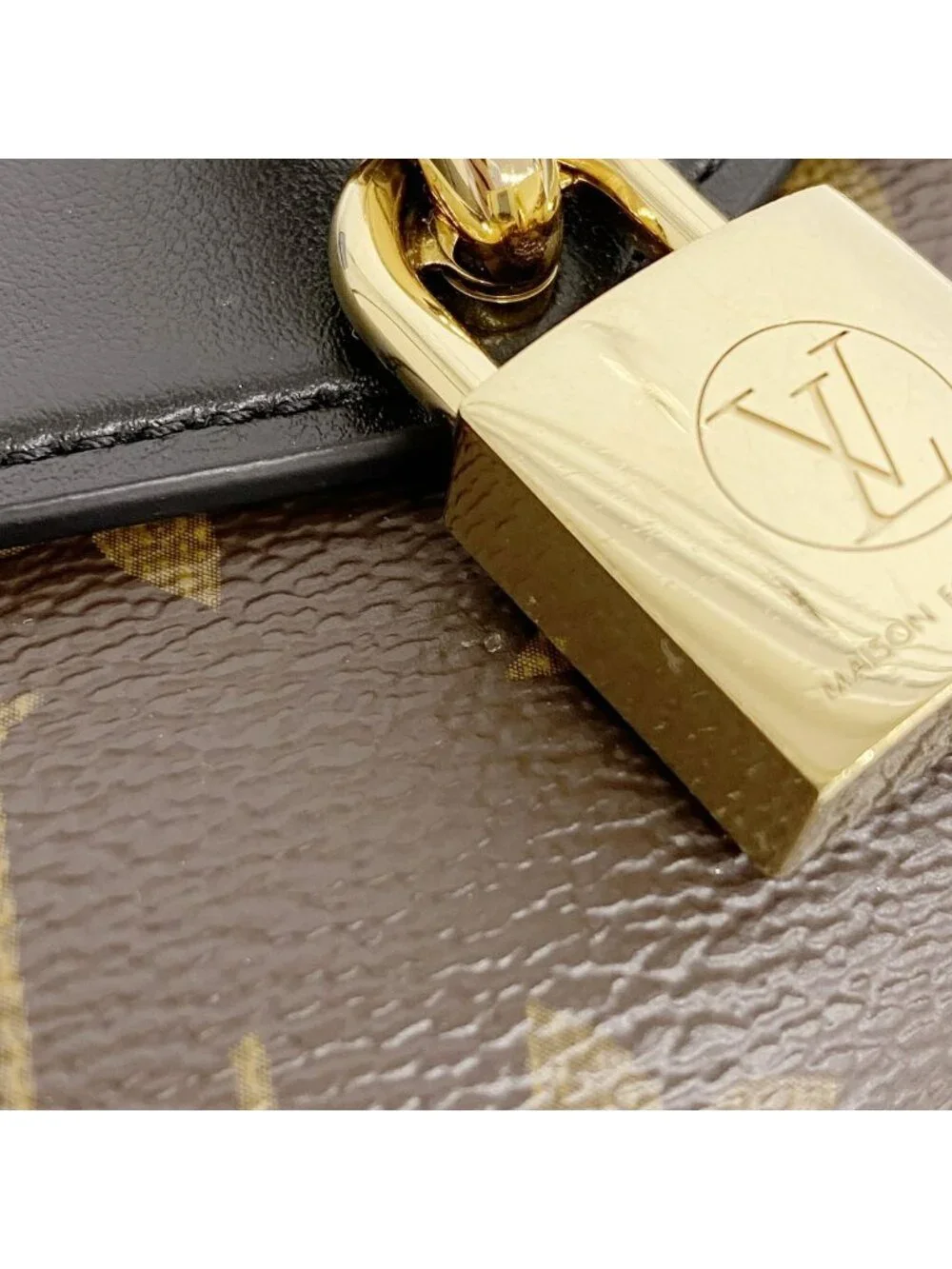 Louis Vuitton Shoulder Bag Monogram Padlock on Strap Noir